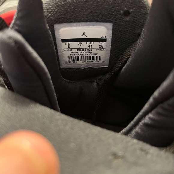 Jordan 8 retro black cement 2017 size 8 - Picture 5 of 5